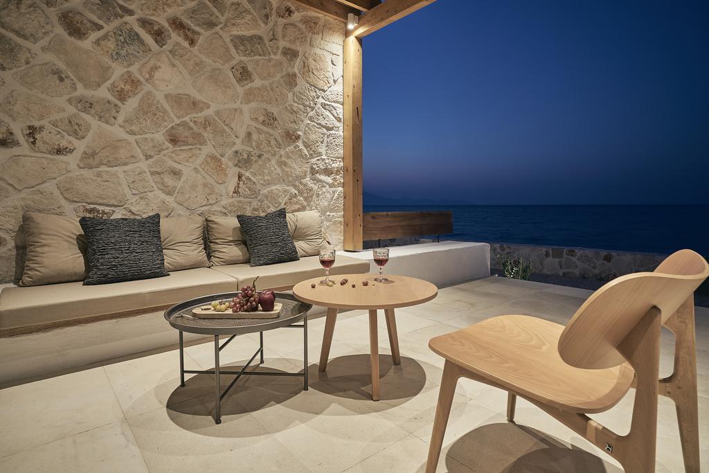 Niova Villa - Seafront, Private Pool And Ionian Sea Views, By Zantewize อาลีเกส ภายนอก รูปภาพ